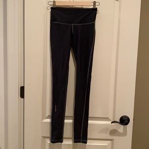 Graced By Grit Fleece-lined dark gray leggings